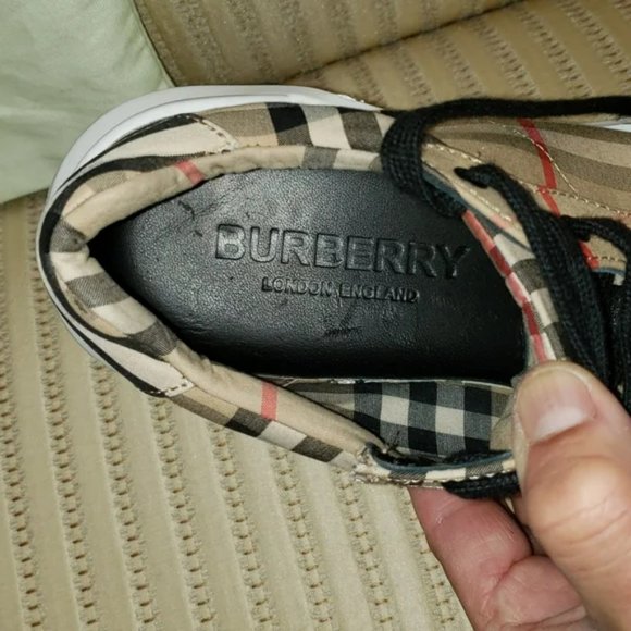 BURBERRY VINTAGE CHECK PLAID SNEAKERS - Picture 8 of 10